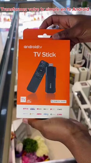 🎯 Transformez votre télé simple en télé Smart en quelques secondes ! Avec notre TV Stick Android, accédez directement à YouTube, Netflix, TikTok, films, séries, et bien plus… Plus besoin d’acheter une nouvelle télé, branchez simplement le boîtier derrière votre écran et profitez d’un monde de divertissement sans limite. Installation facile, rapide et sans technicien.