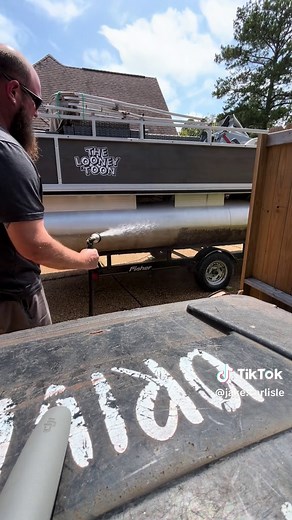 Cleaning the pontoons on the pontoon boat. The boat sat in the reservoir while docked at the marina. Theres about 7 months of sludge on it from water level down. #rossrbarnettreservoir #rez #therez #water #boat #boatlife #lake #meangreen #scotchbrite #redscotchbrite #clean #detail #detailing #mississippi #mississippiwater #rezlife #pearlriver #madison #madisoncounty #gluckstadt #gluckstadtms #pontoon #partybarge #thelooneytoon #fyp #viral #boatsoftiktok #sofreshandsoclean @Heather Carlisle