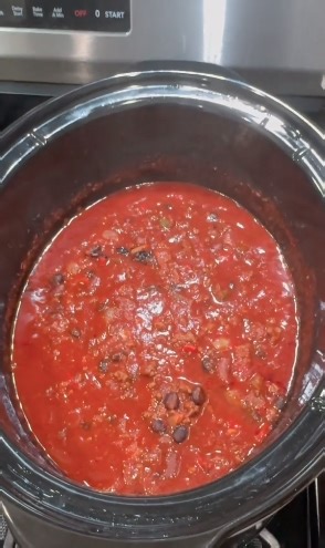 3 simple crockpot dinner recipes anyone can make