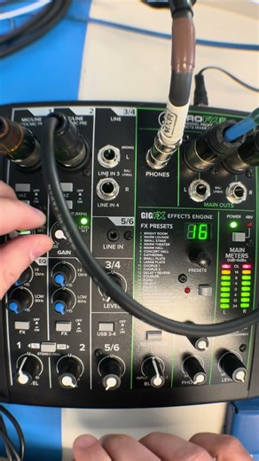 its not easy being FXgreen 002