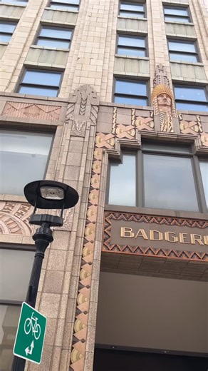 We had the chance to go behind the scenes of one of downtown Sioux City’s most iconic buildings, and it’s safe to say… most people have never seen the inside like this. From the moment you step in, the architectural details stop you in your tracks. Terrazzo floors, marble walls, brass accents, and original Art Deco features tell the story of a building that has been standing strong since 1933. It’s easy to walk past it downtown without realizing just how much history and craftsmanship lives insi