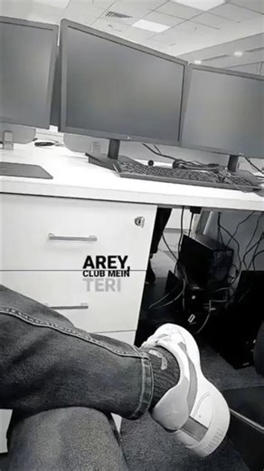 Office Chill🥳#shorts #officelife #indore