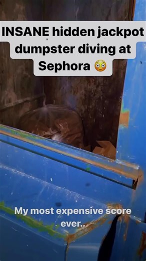insane Hinden jackpot dumpster diving at Sephora #jackpot #dumpsterdivers #dumpsterdivingmama #sephora #insane