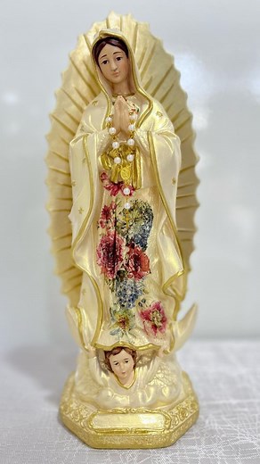 1.5K views · 789 reactions | Mini tutorial como pintar una imagen de la Virgen Milagrosa. Espero te sirvan cada uno de esto tips de pintura. #hechoamano #tutorialesvideos #virgenmilagrosa | Creando con Adriana Rojas | Facebook