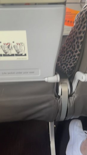 183K views · 1.6K reactions | Fair Dinkum! We just flew back from the...