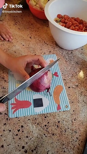 Mastering Onion Dicing Techniques for Perfect Cuts