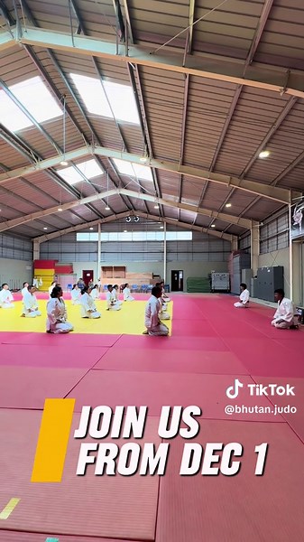 Gyalsung instructor learning judo to teach the next generation. Join judo now. Winter camp will start from Dec 1 everyone is welcome!