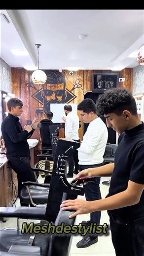 Barbing Tutorial class #meshdestylist #trending #tutorial #barbing #school #academy #institute