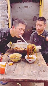 Hidden Village Flavors: Cooking Traditional Shaanxi Food in the Countryside