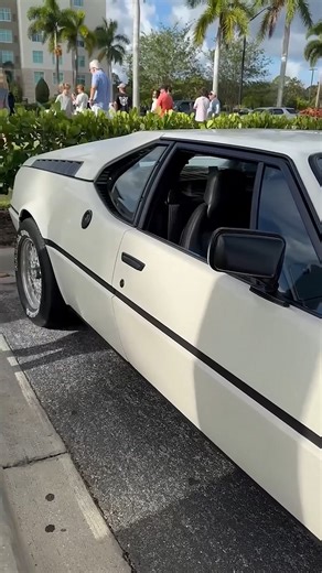 The legend that started it all: the mid-engine BMW M1. 🏁🔥 #BMWM1 #Mpower #ClassicCars #Supercar #VintageBMW | MINI Cooper Photography