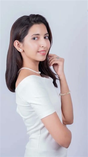 Female Model Introduction Video | Brand & TVC Ready