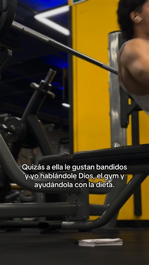 A ella le gustan bandidos 😪 #gym #gymrat #gymhumor #gymlife #humor #fitness | Rolando Cáceres