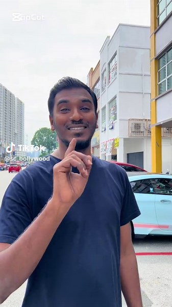 Sewa Baju Bollywood Plus Size di Butik Syazfa