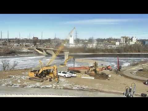 Timelapse of Alliant Energy LightLine™ construction through April 2026