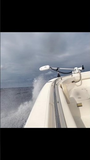 That Onslow Bay Chop with a Strong Quartering Wind #northcarolinafishing #centerconsole #onslowbay