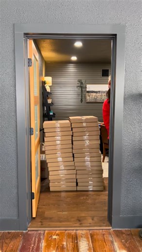 Our agents have officially made the Nice List!!! 😜🎄 Santa’s elves have been working overtime wrapping gifts and filling mailboxes with surprises, and this week alone we shipped out 80 packages! ⚠️They’re fragile, and they’re headed your way. Any guesses what’s inside? Oh, and don’t worry… no one was harmed in the making of this video. Except maybe Randy’s pride. 🤭 | Legacy Insurance Group