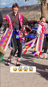 Tourist and their love for Peruvian culture #andes #peru #culture #traditions #fyp #foryou