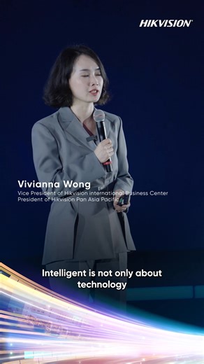 What an incredible summit! Over 350 attendees from 40 countries! Hikvision Shaping Intelligence 2025 Commercial Summit truly rocked! 💪 Thrilled to launch 12 powerful speeches and have thorough discussions in 2 panels! 🚀 Gearing up for thriving intelligent commerce! #Hikvision2025 🌐 Let's re-live the excitement, watch our recap NOW! 🎥🏆🔥 #ShapingIntelligenceSummit #Commerce | Hikvision
