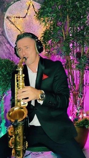 My live saxophone , my soul , my music🎷😎🌹welcome to my lyvestreams , I invite everyone😇😇😇🎷🎷🤩🤩😎