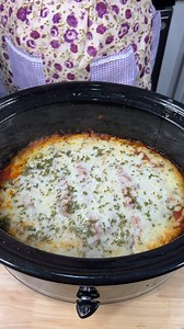 56K views · 412 reactions | Easy way to make this Authentic Italian dinner Woman takes a traditional Italian meal and creates it in the Crockpot This video was produced by Kiera J and Network Media, LLC. | Home Hacks & Easy Snacks | Facebook