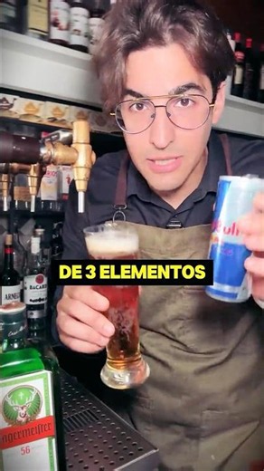 ⚠️ ¡NO MEZCLES RED BULL CON JAGERMEISTER Y CERVEZA! Si no quieres que se te… #shorts #bartender