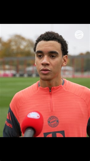 💬 Jamal Musiala im Interview nach seiner ersten Laufeinheit 🏃💪 | FC Bayern München