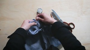 Merchant & Mills on Instagram: "A new how-to, in time for any weekend sewing! In this tutorial, Katie walks through how to set in a sleeve. Learn how to prepare your sleeve with ease stitch before sewing your sleeve and bodice together. We hope that you find this tutorial helpful when conquering your next set in sleeve! #howto #howtovideo #videotutorial #beginnersewer #beginnersewist #sewingtutorial #howtosew #sewingvideo"