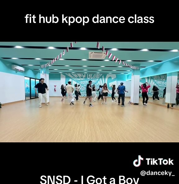 K-Pop Dance Class Featuring 'I Got a Boy'