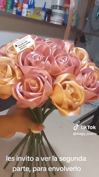 Tutorial: Cómo hacer un ramo de 20 rosas eternas que se sostenga solo