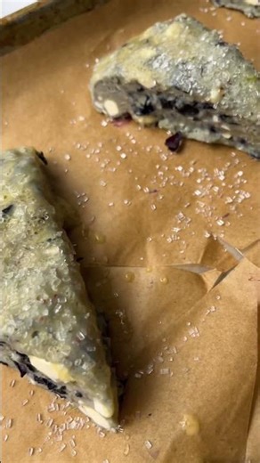 Blueberry Buttermilk Scones 🫐