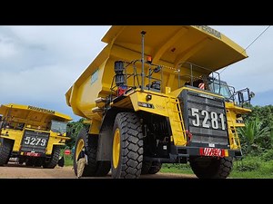 look closely view of komatsu hd 785-7 big engine vehicle mobilization [xpro& standart vesel]