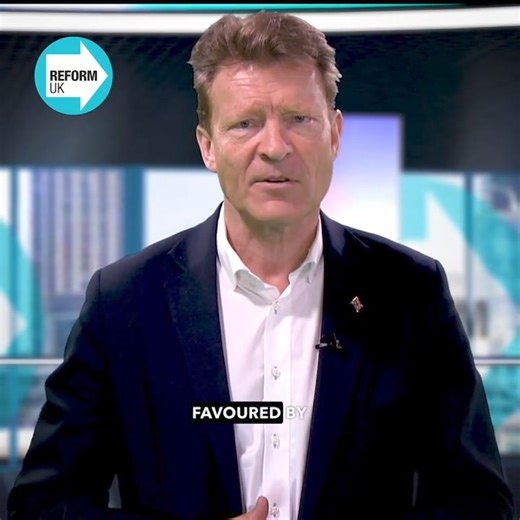 124K views · 3.6K reactions | The big university degree rip off! Reform UK has new data which shows almost 3 in 10 international students are not working once they graduate, often from short 1 year courses. This is yet another backdoor route to live in the UK permanently, lumping more cost onto the taxpayer. | Reform UK | Facebook