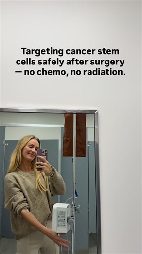 M Λ R I Λ on Instagram: "🧬 Cancer stem cells (CSCs) are a rare subpopulation within a tumor shedding from a primary tumor into the bloodstream. Research suggests CSC’s are highly adaptive cells which typically make up only 1–3% of a tumor, yet they possess unique abilities to stay dormant. Most tumor cells lack the capacity to spread or form new tumors. CSC’s, however, can survive in hostile environments, shift between fuel sources & adapt their metabolism with remarkable flexibility. This meta