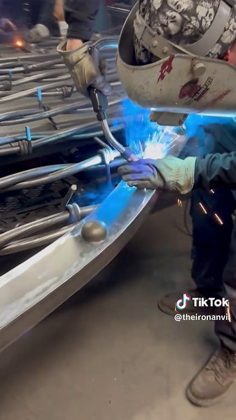 Innovative Badass Gates for Unique Spaces