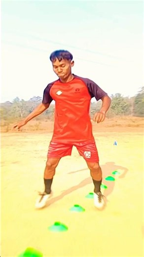 practice time football lovers #sports #foryou #youtubeshorts #ytshorts #footballshorts