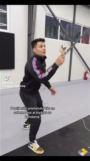 Bogdan Ibm și danu se joacă cu kendama