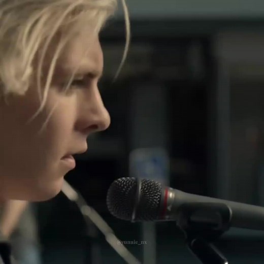 R5 Heart Made Up on You Music Video