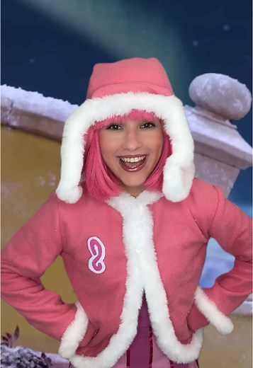 Celebrating Christmas in Lazy Town with Stephanie
