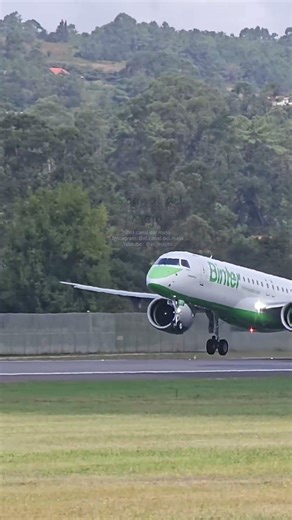 Espectacular despegue del Embraer de ‪@binter‬ "Fuerteventura" rumbo a Las Palmas #elcanaldelmajo