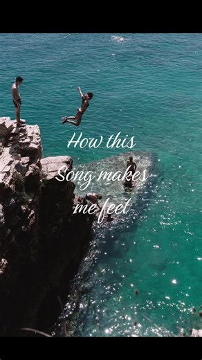 My goal for this year is to try to live my life in such a way that feels like this song. Going to try to move forward in my acting career and get more jobs and enjoy life more. I want to experience and see the world but it’s hard when your in your 20s and broke and don’t have a trust fund lol. I’m so blessed to be going into this year with the friends I have and I’m excited to grow and experience life with them 🫶. #music #resonance #fyp #life #2026