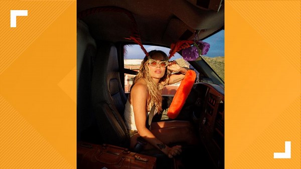 Karol G llega a Glendale con su gira 'Viajando Por El Mundo Tropitour'