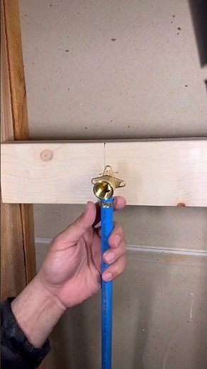 Installing a Drop Ear Elbow for shower arm with PEX. #plumbing #pexpipe #howto#diy #easyway