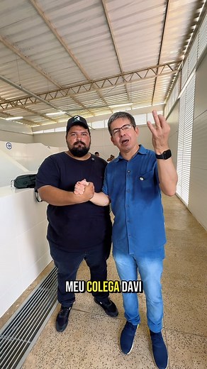 185 reactions · 71 comments | Não tem nada melhor do que ter um espaço bonito, estruturado e digno pra comprar e vender o peixe que não pode faltar nas nossas mesas. Agora, Oiapoque tem esse espaço! É a Feira Municipal do Pescado, que construímos em parceria com o senador @davialcolumbre e o prefeito @breno_almeida_oiapoque! A feira é completa e quem é de Oiapoque já pode aproveitar o domingão pra ir lá fazer as suas compras | Randolfe Rodrigues | Facebook