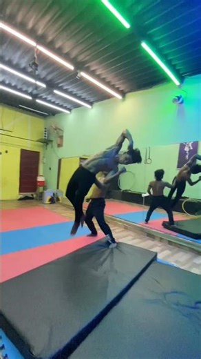 I learned 360 backflip in 1 hour #shortsfeed #360backflip #backflip #quickflip