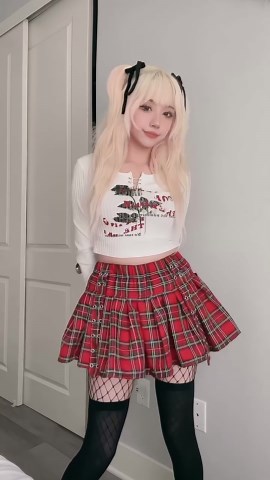 ✧ San ✧ on Instagram: "🌸 @idlesann 🌸 I got the fit in Japan so I was excited to try it on :3"