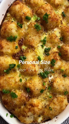 Breakfast for one, please! 👩🏻‍🍳 Tater tot breakfast bake makes it easy to get some protein and veg in while still enjoying a crispy potato topping that transports you back to childhood. 🥔 🍳 Ingredients •3 eggs •1 tablespoon milk •1 tsp black pepper •1 tsp salt •small handful of finely chopped onion •small handful of finely chopped bell pepper •as many tater tots as it takes to cover the top of your small ceramic baking dish :) Directions 1. Preheat your oven to 425 and spray a small ceramic
