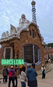 Discover the Magic of Park Güell: A Stunning View Over Casa del Guarda & Escalinata Monumental! Explore the breathtaking beauty of Park Güell in Barcelona, overlooking the historic Casa del Guarda and the iconic Escalinata Monumental. Designed by Antoni Gaudí, this UNESCO World Heritage site offers stunning mosaics, unique architecture, and panoramic city views. A must-visit destination for architecture lovers and travelers! Park Güell, Casa del Guarda, Escalinata Monumental, Antoni Gaudí, Barce