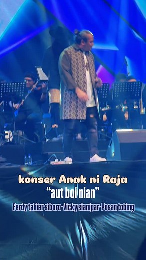 pap..Alhamdulilah..iie udah nyanyiin lagu batak..yang dulu papa pernah minta,”sekali kali lah kau bawain lagu batak nak..” udah pap..semoga papa liat disana😍 thank you brother @posantobing n @vikysianipar yang sudah mengajak kerja bareng di konser terbaik ini😍🙏🏼 MAULIATE🙏🏼 #anakniraja #konser #batak | FERDY TAHIER