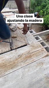 749K views · 633 reactions | Ajustando la madera #madera #clase #ajuste #cimbra #albañil #albañiles #albañileria #concreto #clases #obra #obras #construccion #martillo #herramientas | El Ing Moy | Facebook