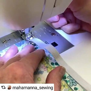 Hay máquinas o marcas de máquinas que tienen prensatelas específicos para colocar elásticos como Pfaff o Husqvarna, y no sé si para la Bernina para las demás hay prensatelas que pueden usarse para este fin, aunque de inicio sirvan para otra cosa. . Para las overlock , hay prensatelas para colocar elásticos dependiendo de la marca y modelo. Os aconsejo leer los manuales de instrucciones de vuestras OVERLOCK porque normalmente al final os ponen que tipo de prensatelas podéis poner y vienen además 